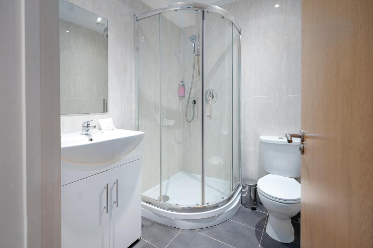 The R Hotel 3*